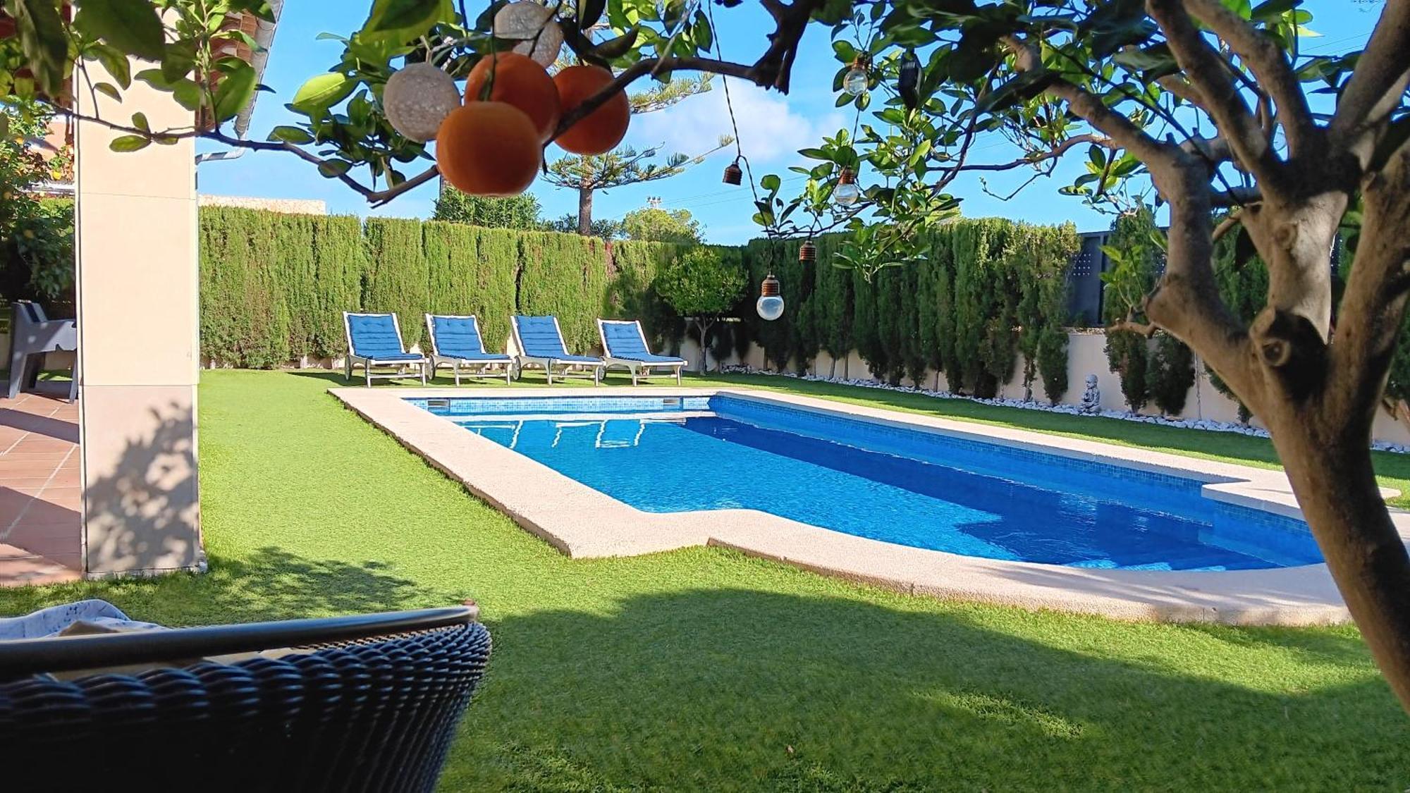 Villa Puerto Adriano El Toro  Kültér fotó