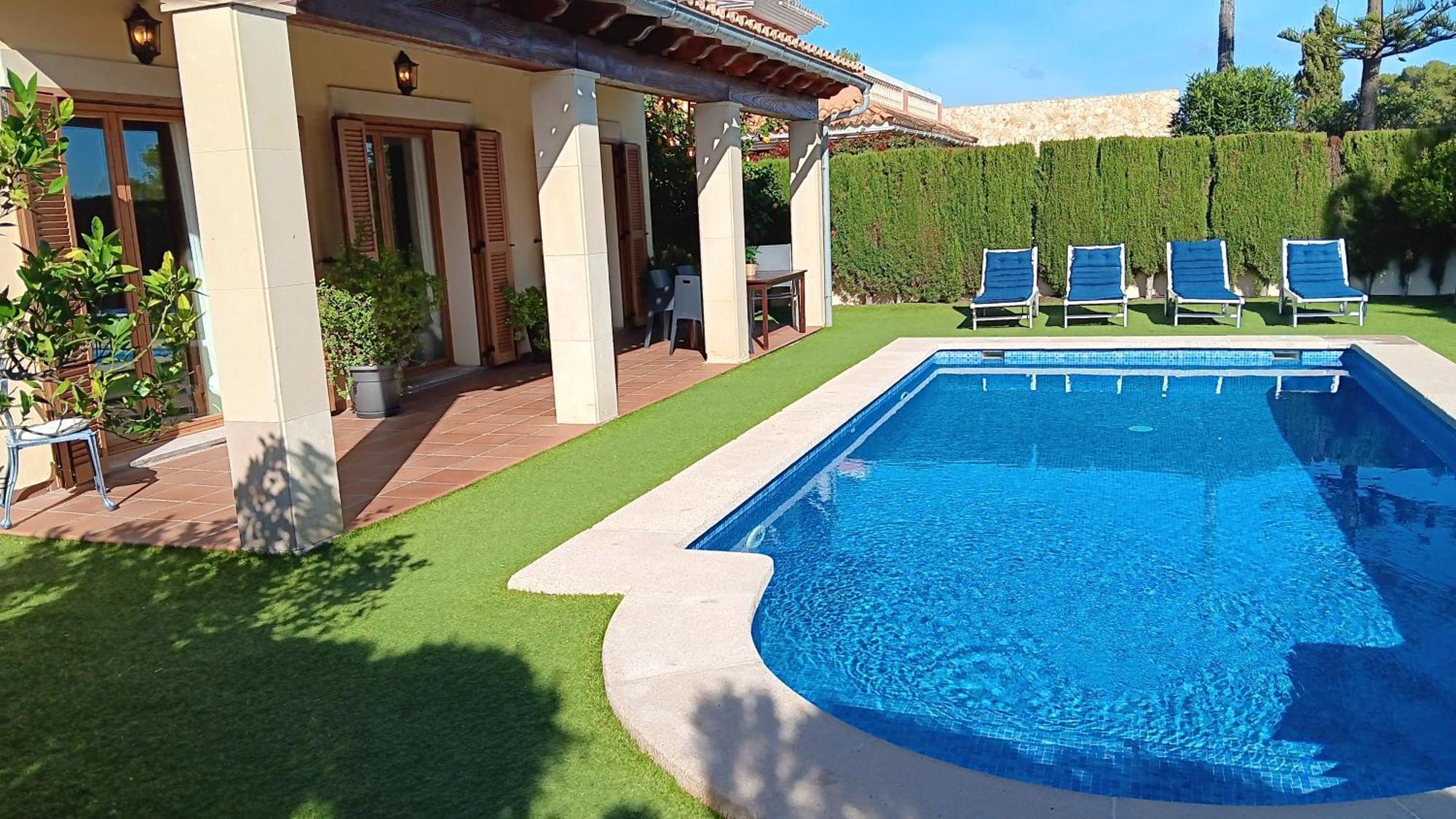 Villa Puerto Adriano El Toro  Kültér fotó