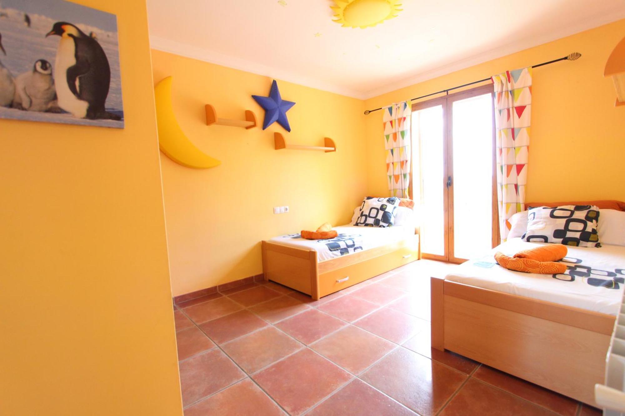 Villa Puerto Adriano El Toro  Szoba fotó