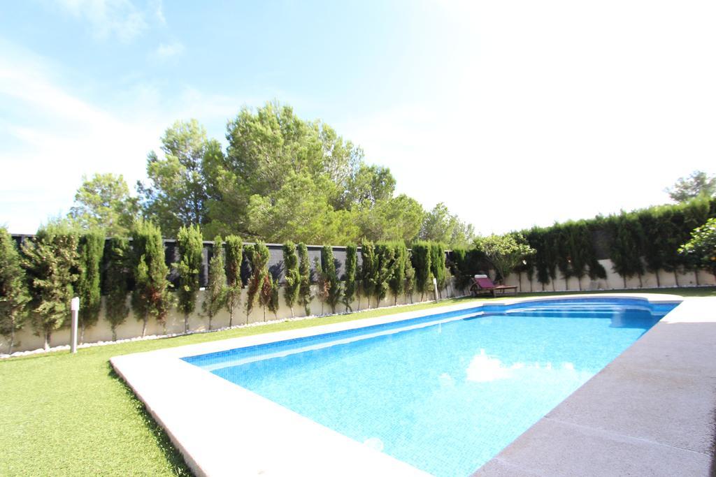 Villa Puerto Adriano El Toro  Kültér fotó