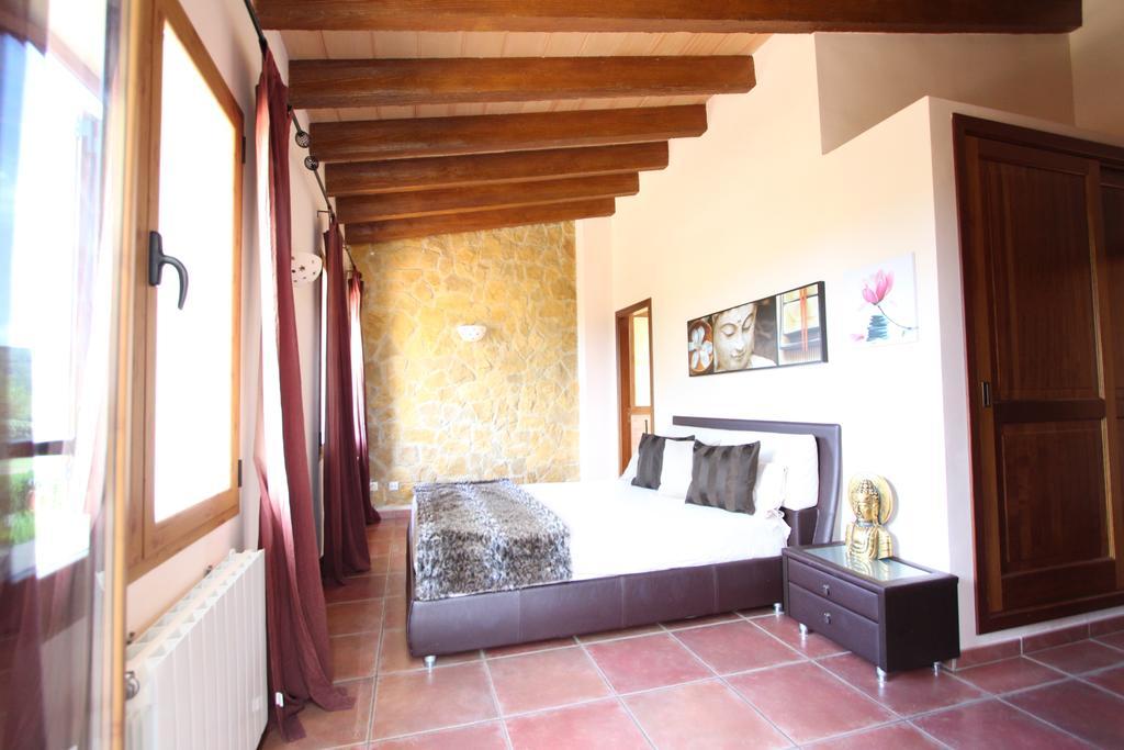 Villa Puerto Adriano El Toro  Szoba fotó